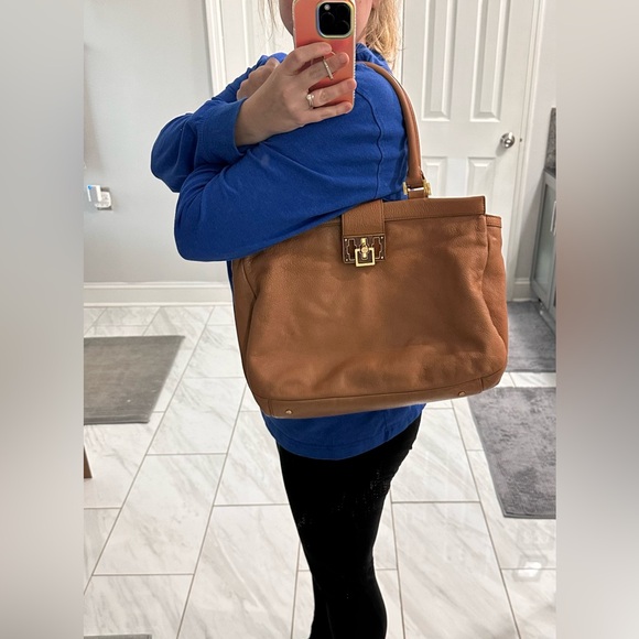 Tory Burch Eleri shoulder bag - Picture 17 of 17